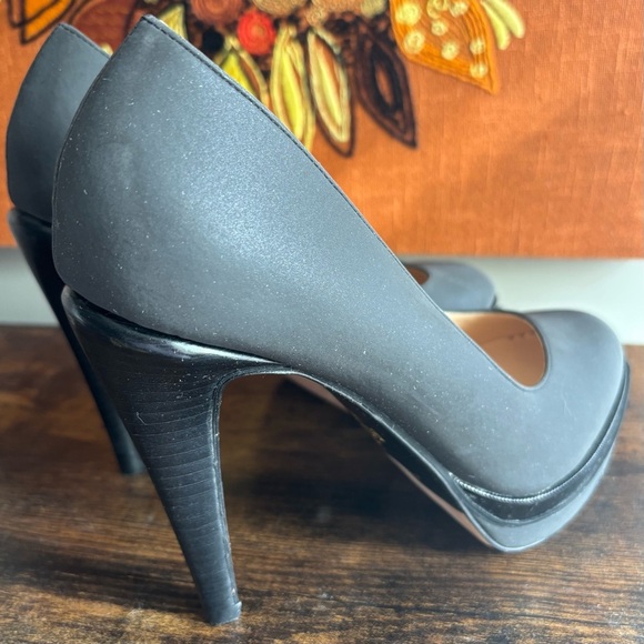 Cole Haan| ‘Chelsea’ Dark Grey Platform 4” Pumps Sz 8.5 - Picture 9 of 11
